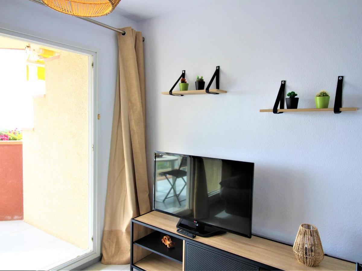 Apartamento 2189 Rocmar 3 3-c, Excelente Situacion Frente Al Puerto Pesquero Y Con Vista A La Bahia. Gran Terraza. Gran Parking Publico Delante. - Es-258-59 Rosas